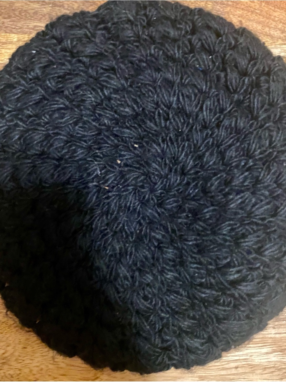Women’s Chunky Knit Black Beret Hat
